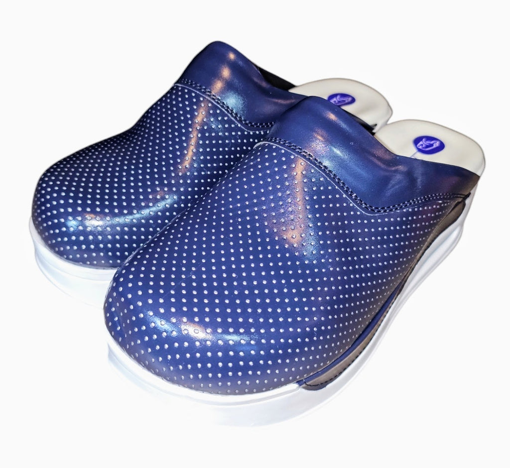 Hole Blue White