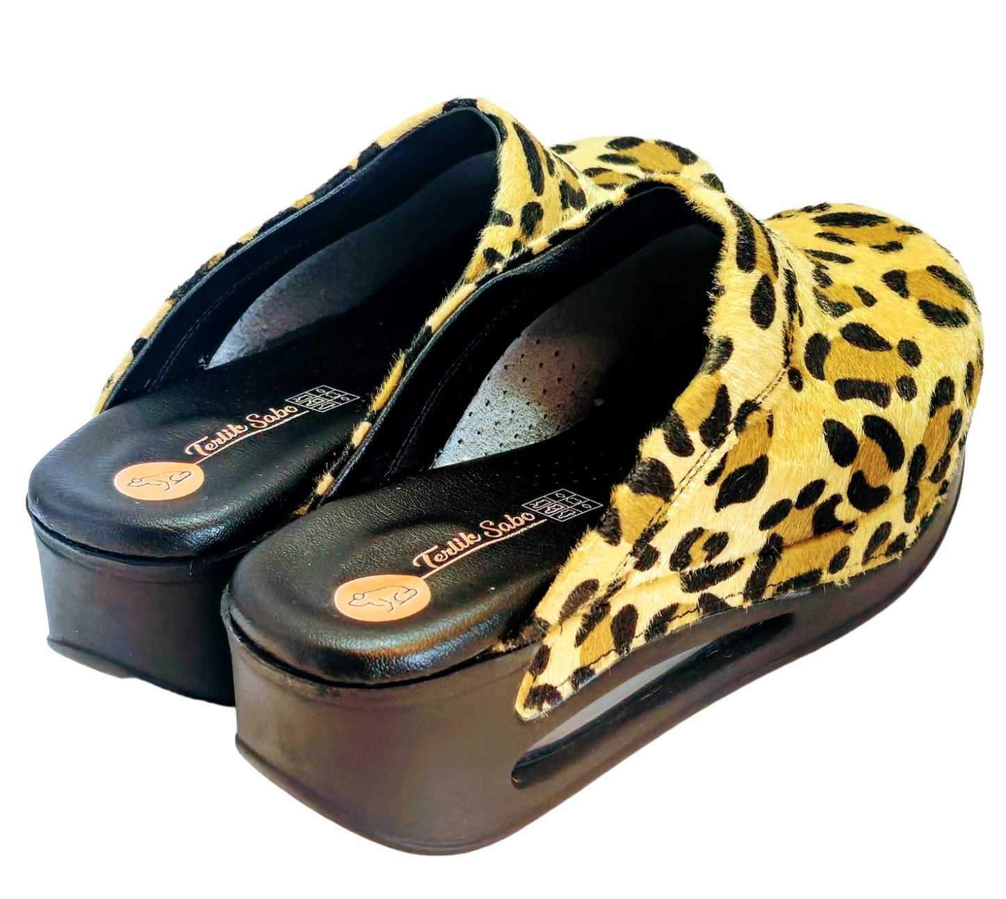 Leopard Black