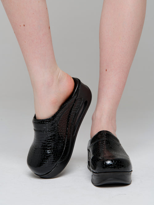 Croco Black